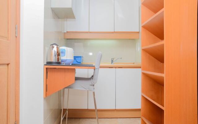 Stylish and Posh Studio Park Royale Apartment