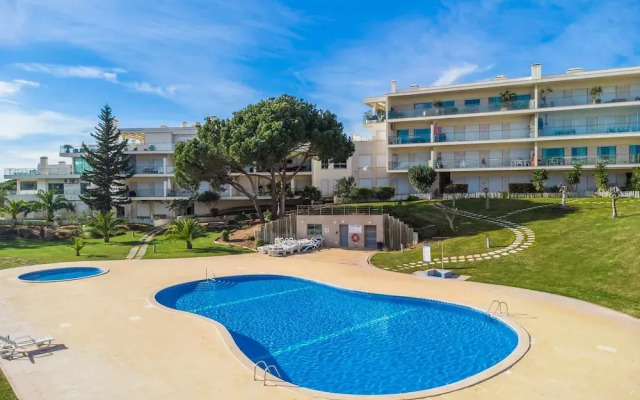 Balaia Residence 2 Bedroom Penthouse With Pool