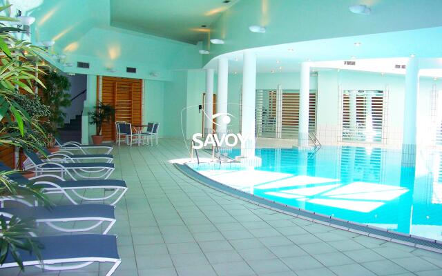 Les Balcons du Savoy