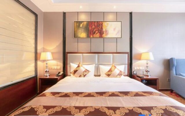 Royal Hotel (Chongqing Liangjiang)