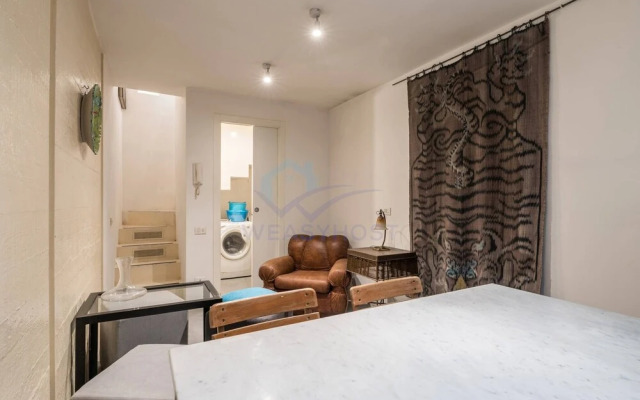 Cozy Entire Apt Close To Piazza Trilussa