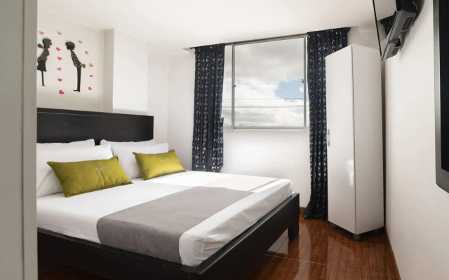 Hotel Dorado 100