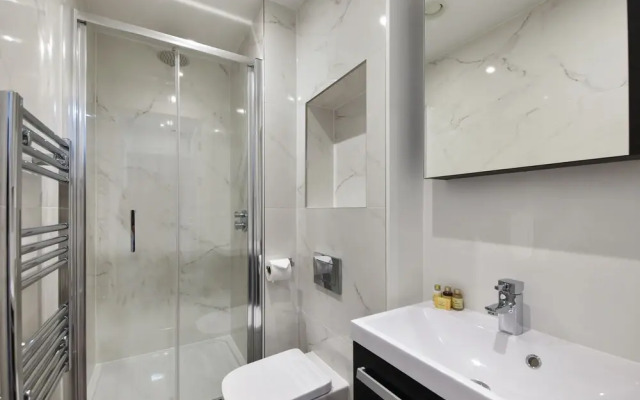 VICTORIA HOUSE by Aeria Apartments