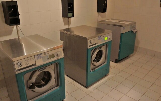 Logement n107 6pers face aux Thermes