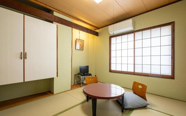 素泊まり宿　瑞宝荘