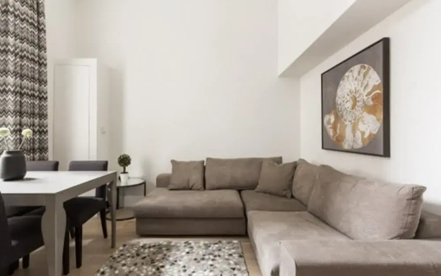 Eson2 - The Saint Stephen's Gardens Mansion VII