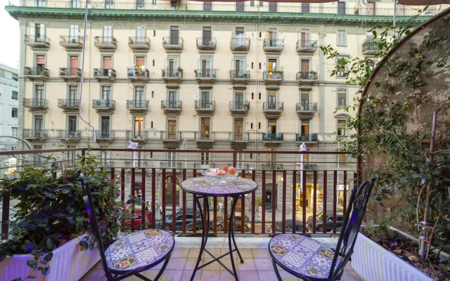 Leucosya Luxury Rooms