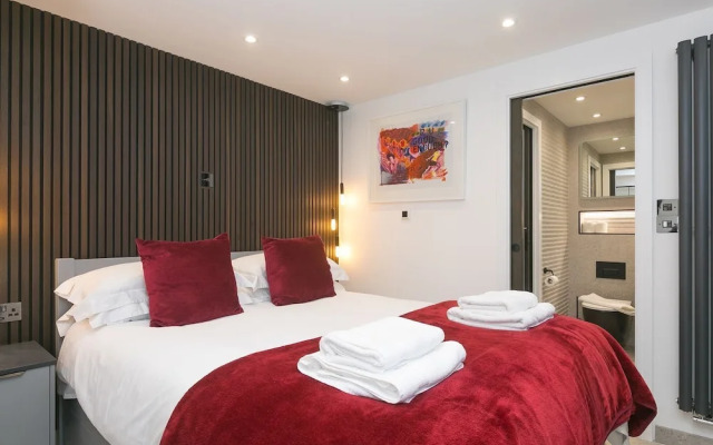 Louies Loft