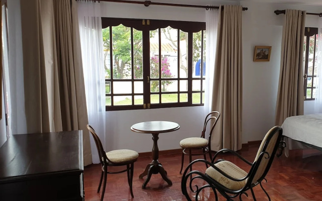 El Jardin De Su Merced B&B