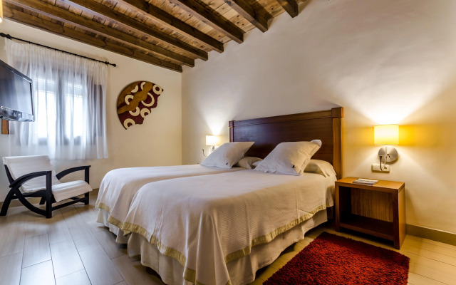 Hotel YIT Abentofail