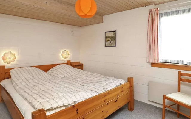 8 Person Holiday Home in Spottrup-by Traum
