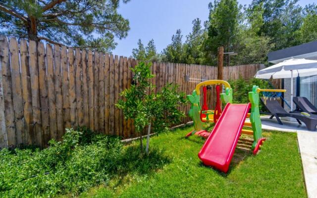 Luxury Villa With Jacuzzi in Kas