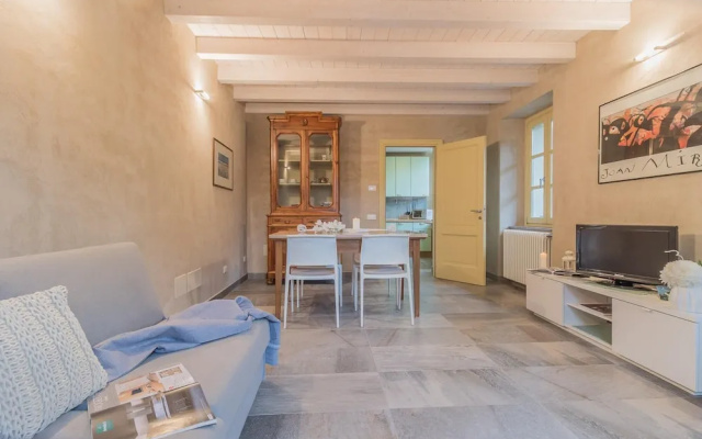 Del Duca Apartment in Varenna