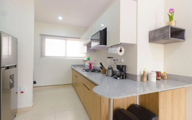 Bright & Relaxing Full Apartment