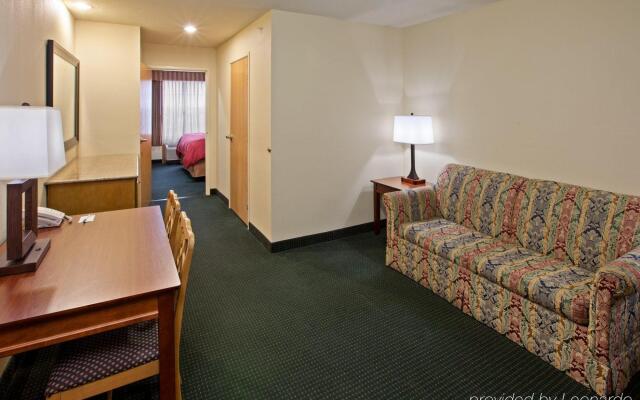 Country Inn & Suites by Radisson, Columbus West, OH