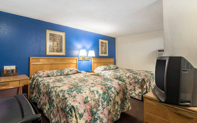 Rodeway Inn & Suites Ithaca South