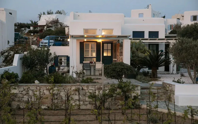 Sunset Beach House With two Bedrooms