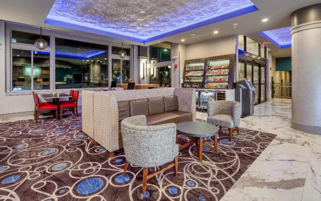 Holiday Inn Express Kansas City Downtown by IHG