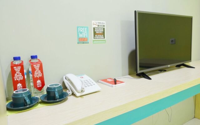 Zen Rooms Near Tunjungan Plaza