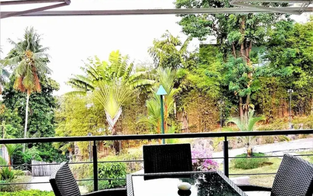 G201 Swimming Pool Gym Kitchen Free Parking Balcony