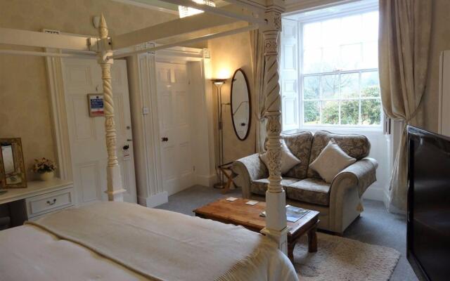 Foxghyll Country House B&B