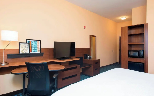 Fairfield Inn & Suites