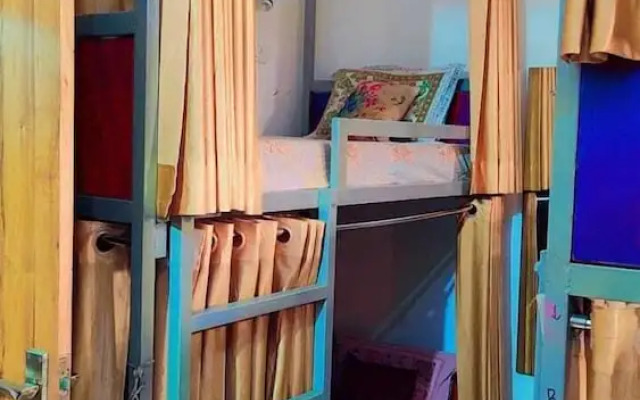 Taj Street Hostel