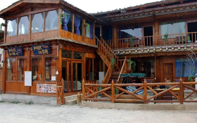 Happy Times Theme Inn