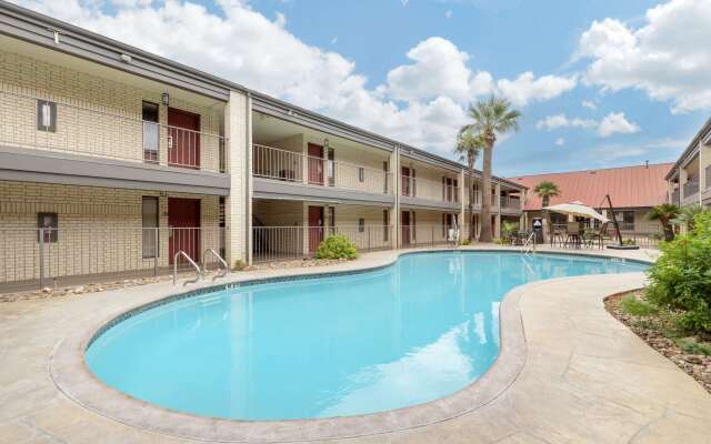 Best Western near Lackland AFB/SeaWorld
