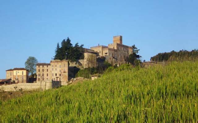 Luxurious Villa in Tabiano Castello with Swimming Pool