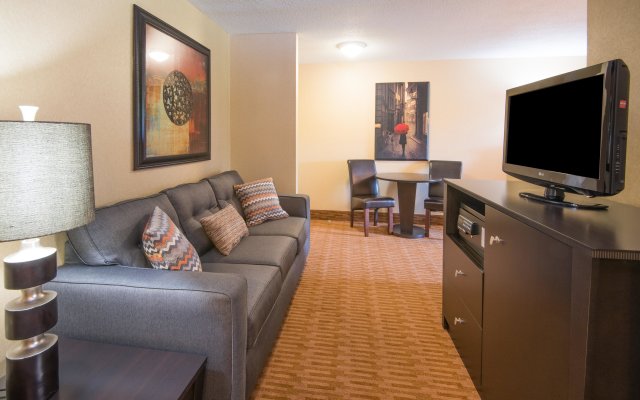 Holiday Inn Express & Suites Sharon-Hermitage, an IHG Hotel