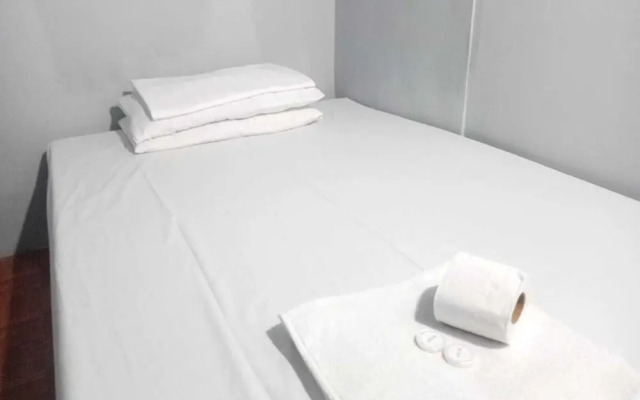 OYO 1169 Sky Infinity Inn