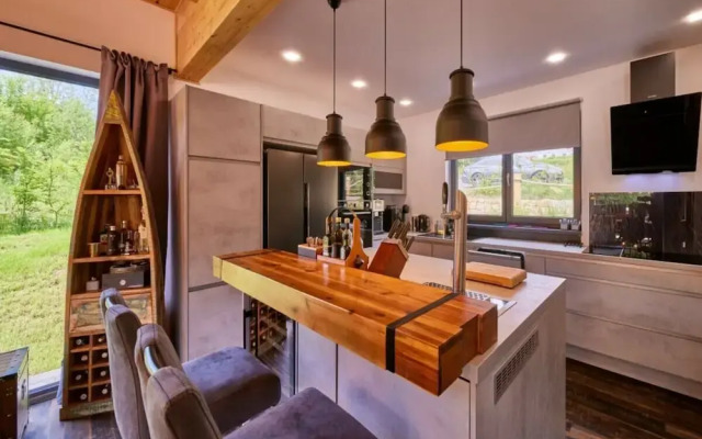 Welcoming Villa With Amenities