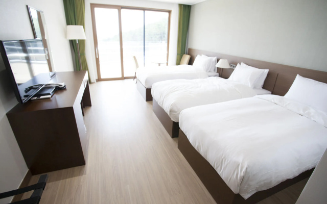 Tongyeong Dongwon Resort & Youth Hostel