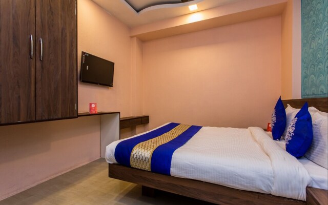OYO 11657 Hotel SVL Inn