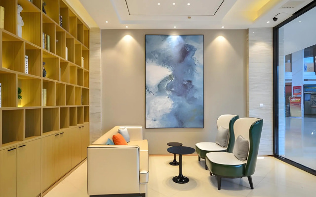 City Comfort Inn Wuhan Caidian Square