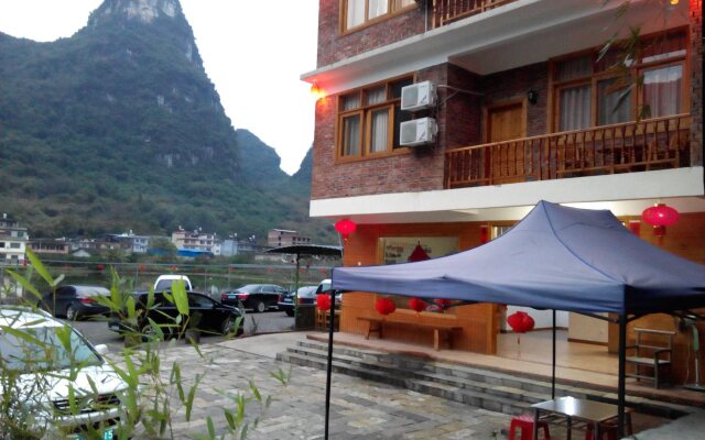 Yangshuo Peaceful Valley Retreat