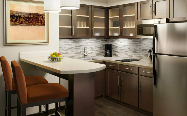 Staybridge Suites St Louis - Westport by IHG