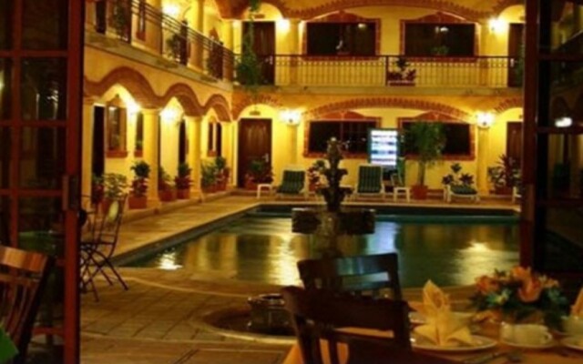 Hotel Colonial Playa del Carmen