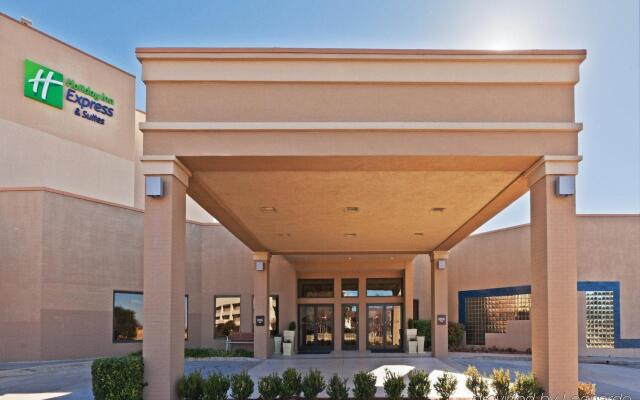 Comfort Inn and Suites Plano East