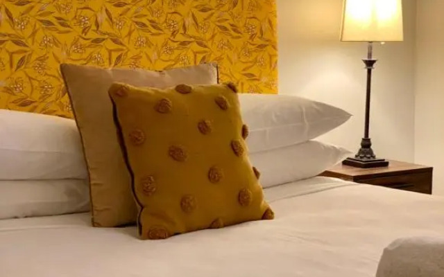 The Barkly Bistro Bar & Accommodation