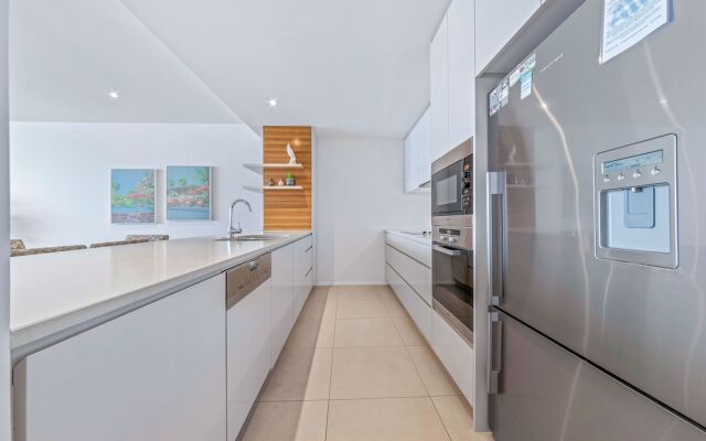 86 Whisper Bay Resort