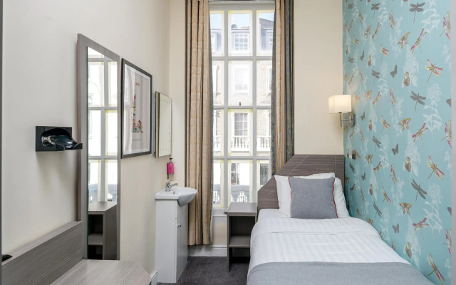 OYO Bakers Hotel London Victoria