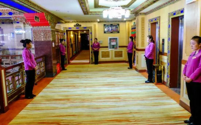 Gangjian Hotel