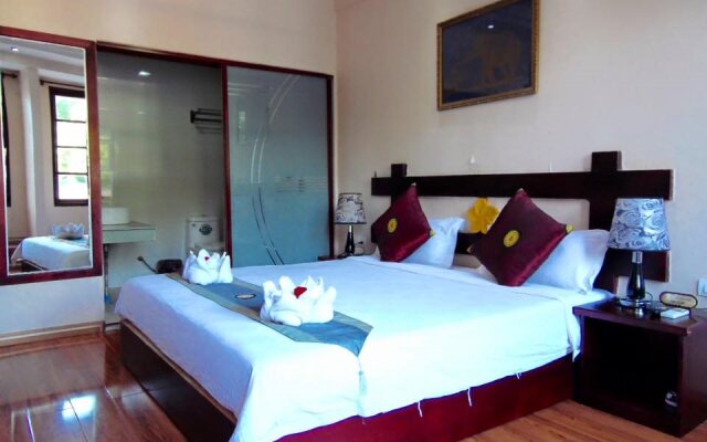 Lao Blossom Hotel