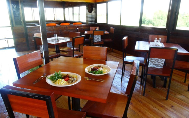 Rocky Bay Resort  Camping