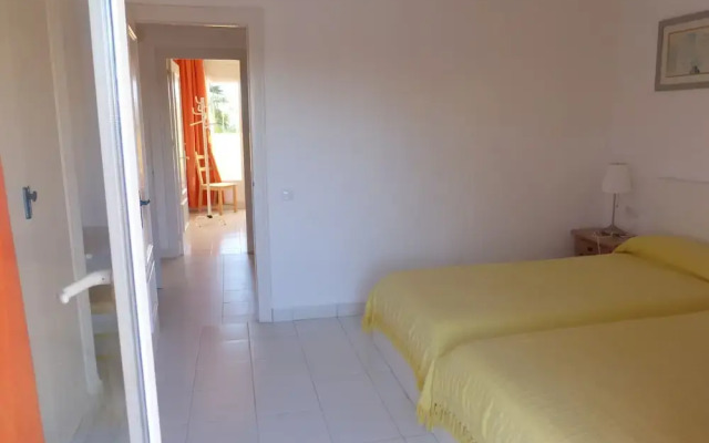 Beautiful 2 Bedroom, 2 Bathroom Apartment