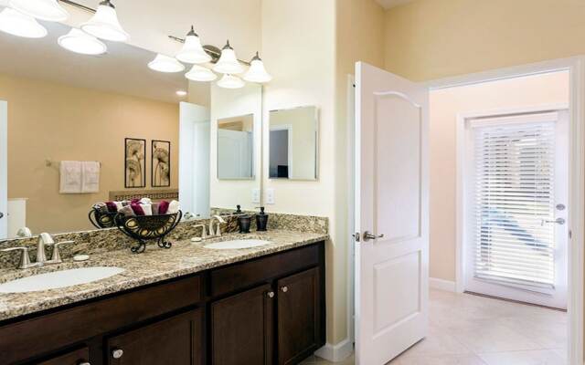 Spacious Getaway With Pool, Near Orlando Parks