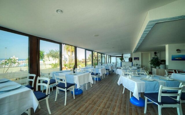 Jasmine Court Hotel