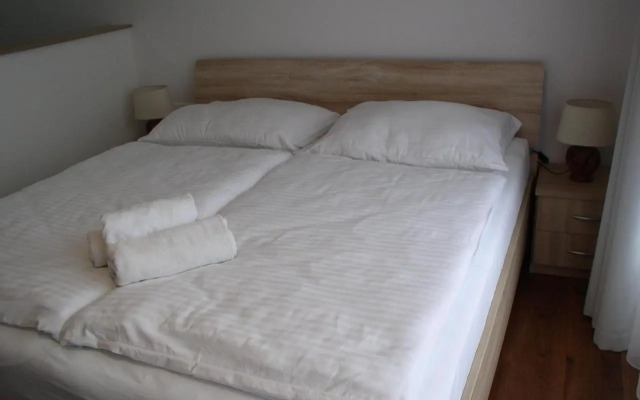 Apartman Cyril a 104